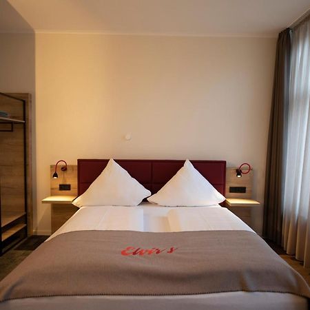 Hotel Restaurant Zur Linde Westerstede Εξωτερικό φωτογραφία